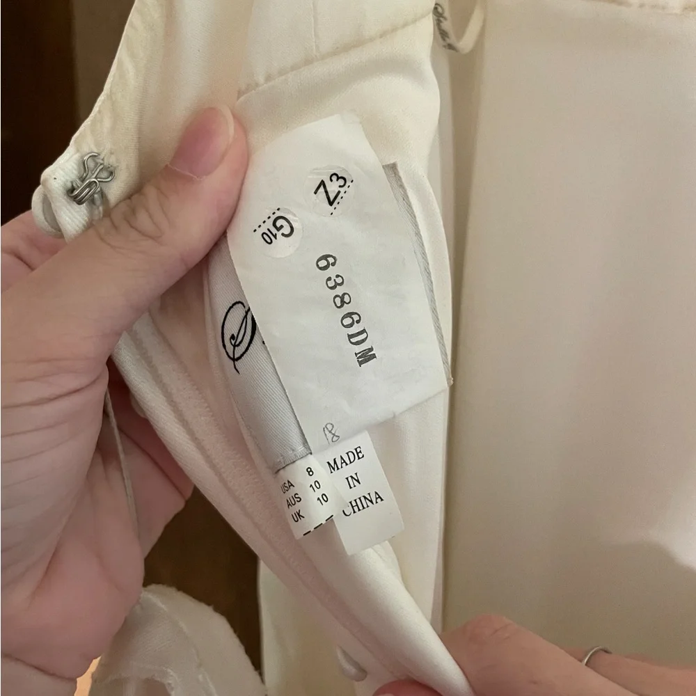 STELLA YORK ELEGANT WEDDING DRESS - Picture 2 of 8